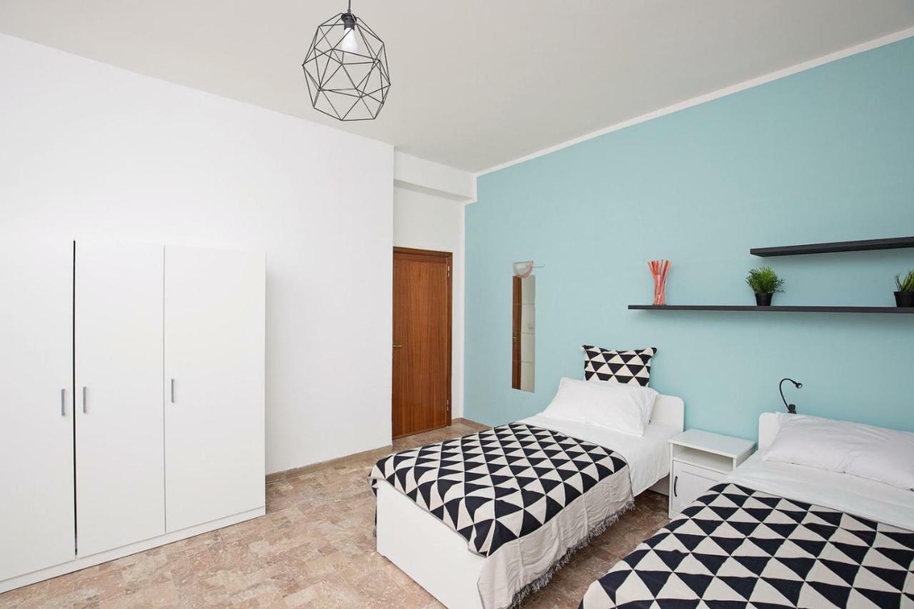 רימיני Ponte Tiberio Apartment מראה חיצוני תמונה